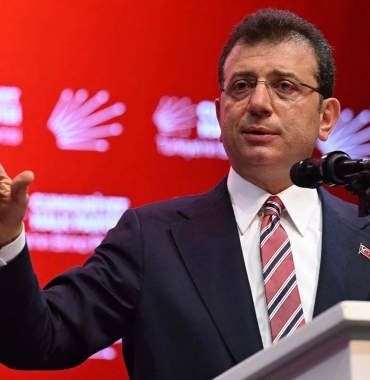 ekrem-imamoglu-ndan-parti-icine-mesaj-bununla-ugrasan-benim-yol-arkadasim-degildir-6978 (1)