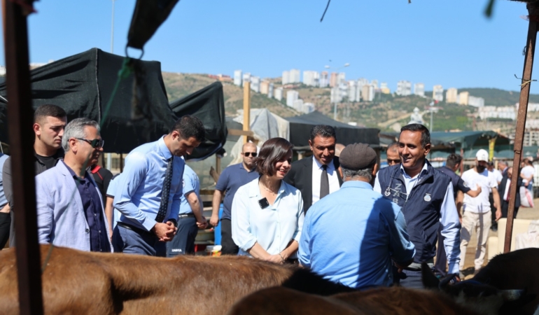 karabağlar kurban satış yerleri (1)