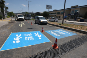 Büyükşehir 13 İlçede Güvenli Trafik İçin Yolları Tek Tek Çiziyor (10)