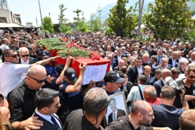 Manisa, Başkan Ferdi Zeyrek’e Gözyaşlarıyla Veda Etti (27)