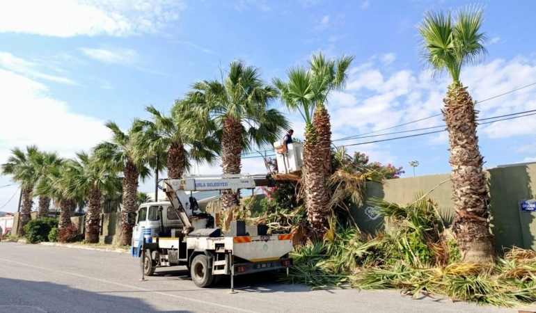 Urla’da bayram ve yaz sezonu için yoğun mesai (13)