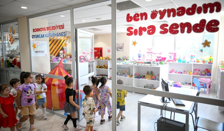 oyuncak kutuphanesi acilis (4)