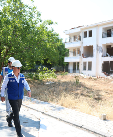 Başkan Aras, Huzurevi Yenileme Çalışmalarını Yerinde Denetledi (1)