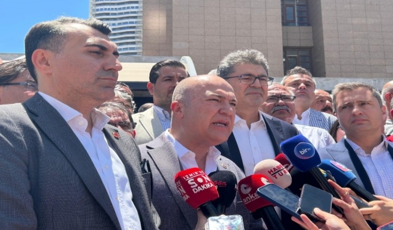 CHP-Genel-Baskan-Yardimcilarindan-sorusturma-aciklamasi-Omrumde-boyle-bos-dosya-gormedim-365004_news_big