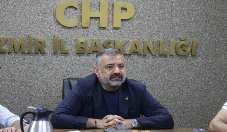 CHP-Izmir-Il-Baskani-Senol-Aslanoglu-gozaltina-alinmasina-sert-tepki-gosterdi-364730_news_big