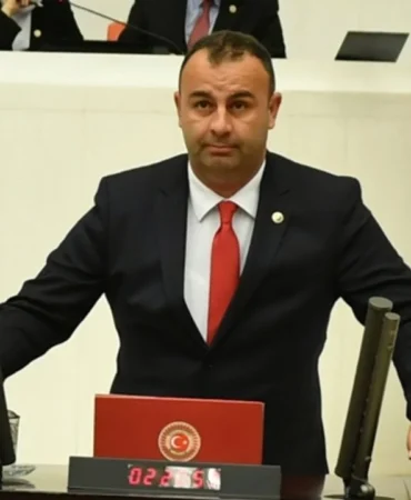 CHP İzmir Milletvekili Ednan Arslan