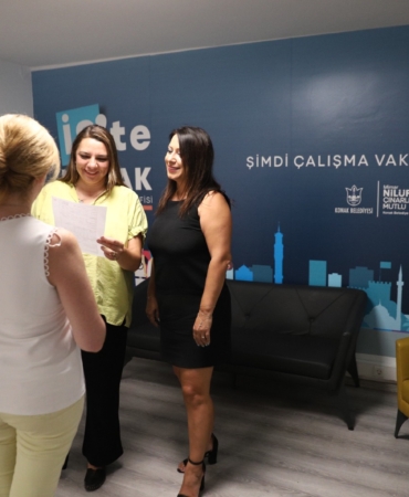 İş’te Konak 1 yılda 778 kişiyi iş sahibi yaptı (1)