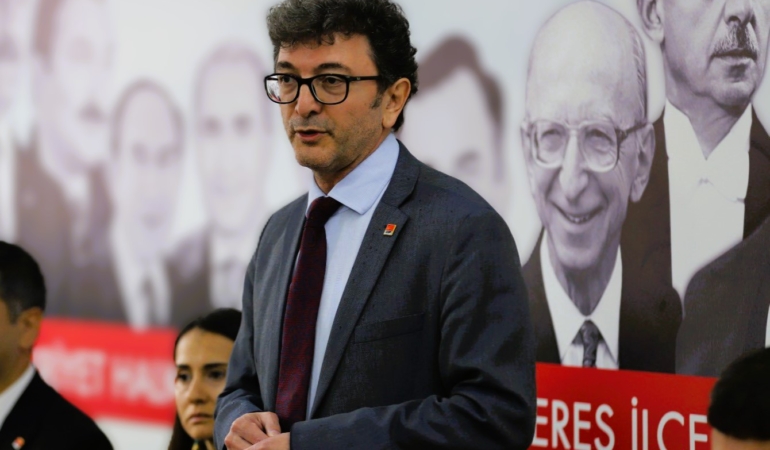 İzmir Milletvekili Yüksel Taşkın