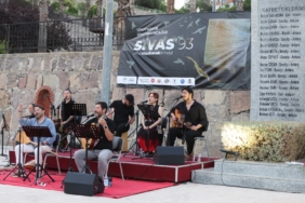 Karabağlar Madımak anma (2)