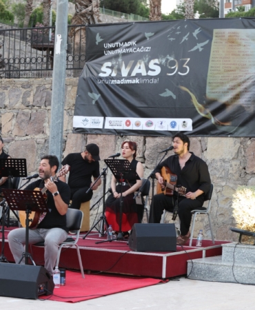 Karabağlar Madımak anma (2)