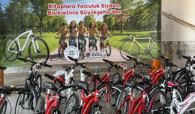 Kitaplara Yolculuk Çocuklardan Bisiklet Büyükşehirden (3)