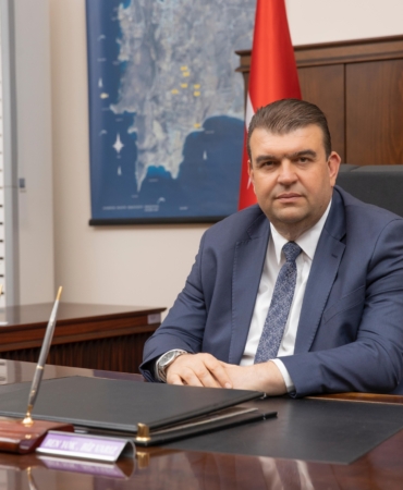Seferihisar-Belediye-Baskani-Ismail-Yetiskin-1-scaled