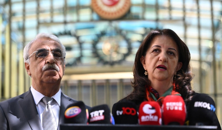 dem-parti-heyeti-adalet-bakani-yilmaz-tunc-ile-gorustu-1