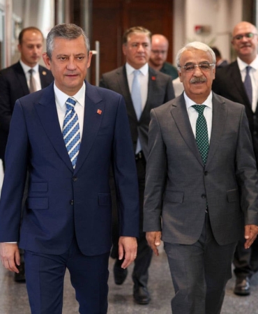 dem-parti-heyeti-chp-lideri-ozel-le-gorusuyor