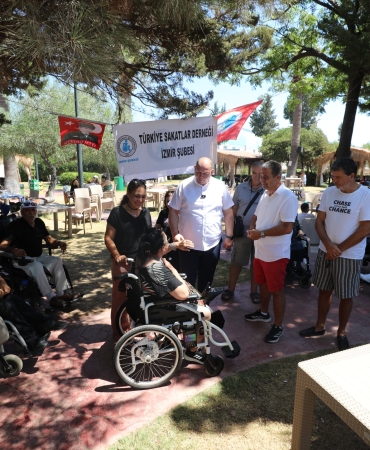 4ef530fc-ea51-49cf-a7e1-18aa38be319e