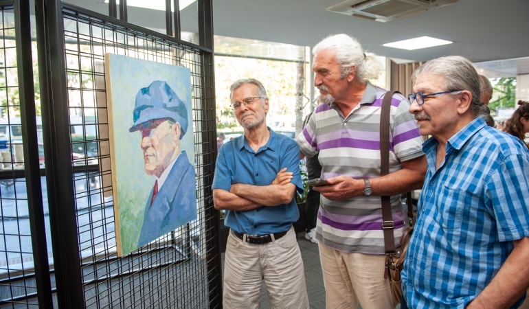 73935c81-d1c5-4a87-823d-7f10d661abf1