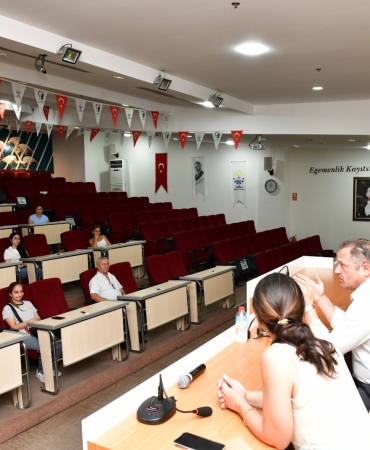 7c8ab7c5-8655-4b09-9b19-426e69b242ba