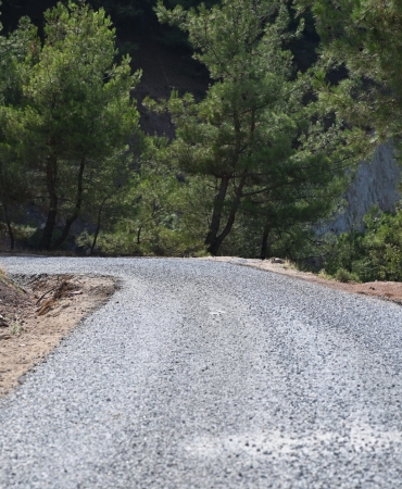 Büyükşehir, 30 Yıllık Yol Sorununu Çözüme Kavuşturdu (2)