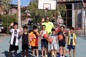 Karabağlar'da mahallelerde spor (3)