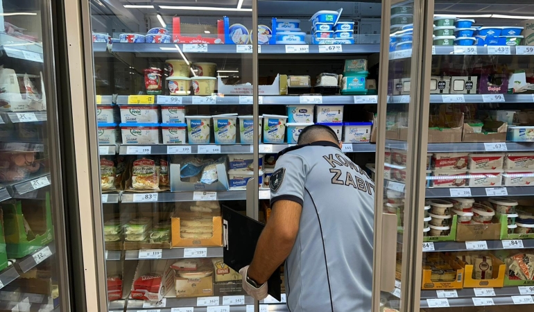 Konak Belediyesi’nden zincir marketlere sıkı denetim (1)