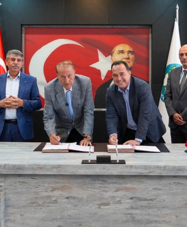 Manisa Tarihinin En Büyük Altyapı Yatırımı Projesi İmzalandı (1)