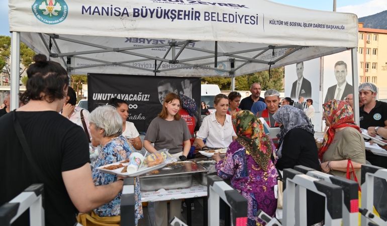 Merhum Başkan Ferdi Zeyrek vefatının 52. gününde dualarla anıldı (5)