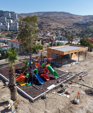 UĞUR MUMCU PARKI (2)