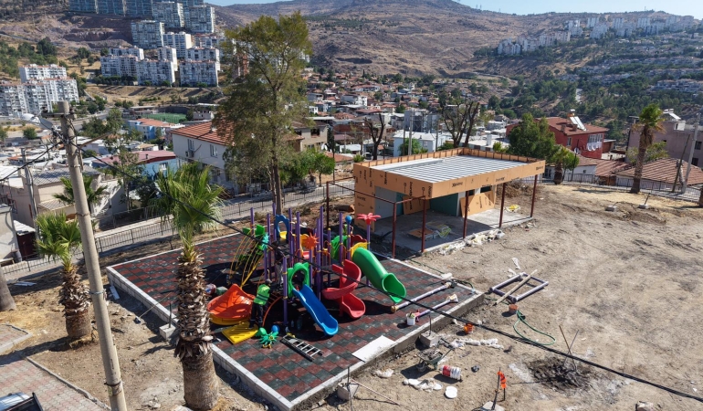 UĞUR MUMCU PARKI (2)