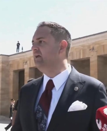 WhatsApp Image 2025-08-30 at 14.02.31