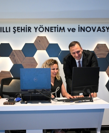 YZC_2096