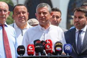 ozgur-ozel-bir-uzlasi-zemini-ariyoruz-anayasa-tartismasi-icinde-yokuz