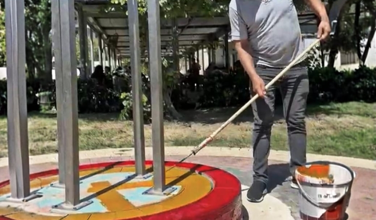 Bayraklı'da parklar yenileniyor (1)