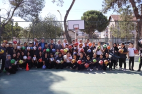Belediye’den Öğrencilere Spor Malzemesi Desteği (18)