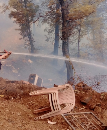 Büyükşehir İtfaiyesi Milas ve Köyceğiz’de Alevlerle Mücadelede (5)