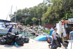 Büyükşehirden Araç Yolu Olmayan Koylarda Temizlik (2)