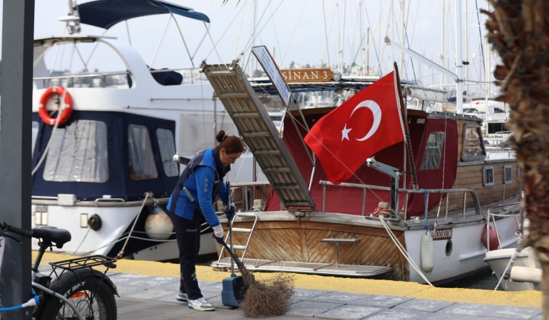 Büyükşehir’den Sağlıklı ve Temiz Çevre İçin Yoğun Mesai (3)