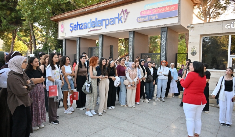 Büyükşehir’den Üniversite Öğrencilerine Tanıtım Gezisi (17)
