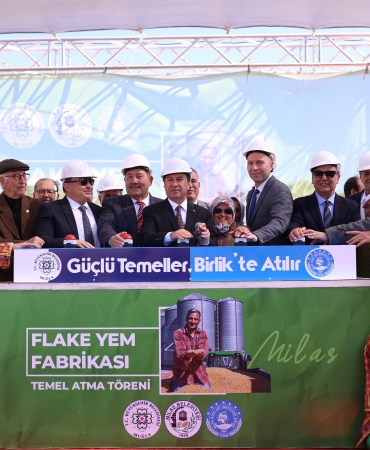 Büyükşehir’den Üreticilere Ücretsiz Yem Bitkisi Tohumu Desteği (2)