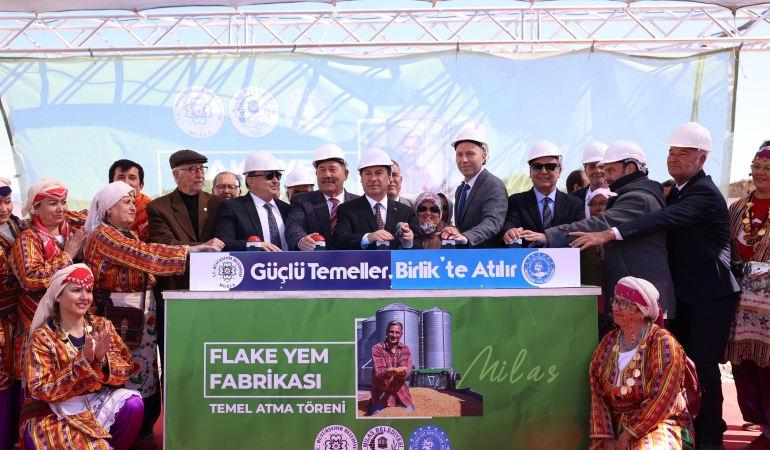 Büyükşehir’den Üreticilere Ücretsiz Yem Bitkisi Tohumu Desteği (2)