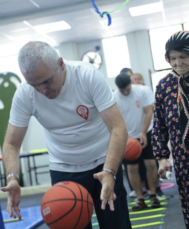 Konak Engelsiz Yaşam Köyü’nün çocuk yürekli abisi (4)