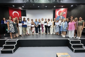Konak’ın kadın muhtarları Yeşil Lider oldu (1)