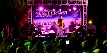 Neşet Ertaş Karabağlar'da anıldı (2)