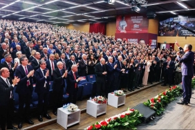 chp-yeniden-olaganustu-kurultaya-gidiyor