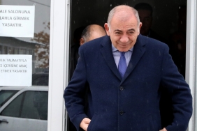 gursel-tekin-goreve-basladik-dedi-ortada-cenaze-var-kaldirmayalim-da-koksun-mu-p9hl