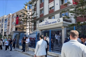 izmir-de-2-polisin-olduruldugu-saldiriya-iliskin-27-kisi-gozaltina-alindi