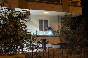 Muğla'da belediye başkanının ailesinin evine yanıcı madde atan 2 şüpheli yakalandı