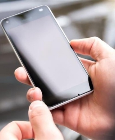 telefon667jpg-zclmb2uayuqvyrvqe9zbva-68da3bc6cc619