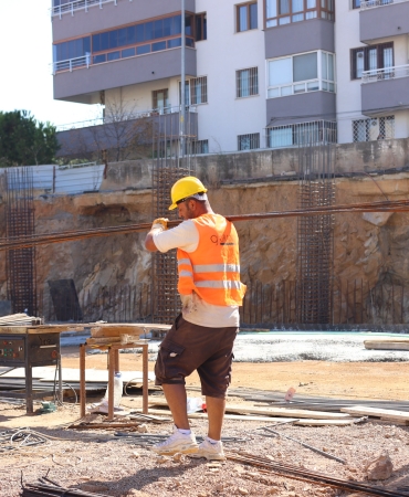 yeşilyurt pazaryeri çalışmalar hızlı bir biçimde devam ediyor (9)