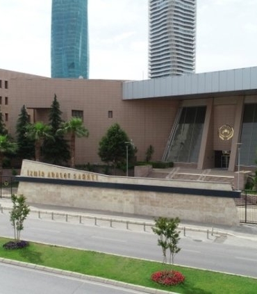 0x0-izmir-adliyesi-calisma-saatleri-izmir-adliyesi-kacta-kapaniyor-izmir-adliyesi-telefonu-ve-adresi-1703494198848