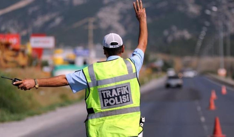 1400x788trafik-cezalari-katlaniyor-iste-yeni-duzenlemenin-detaylari